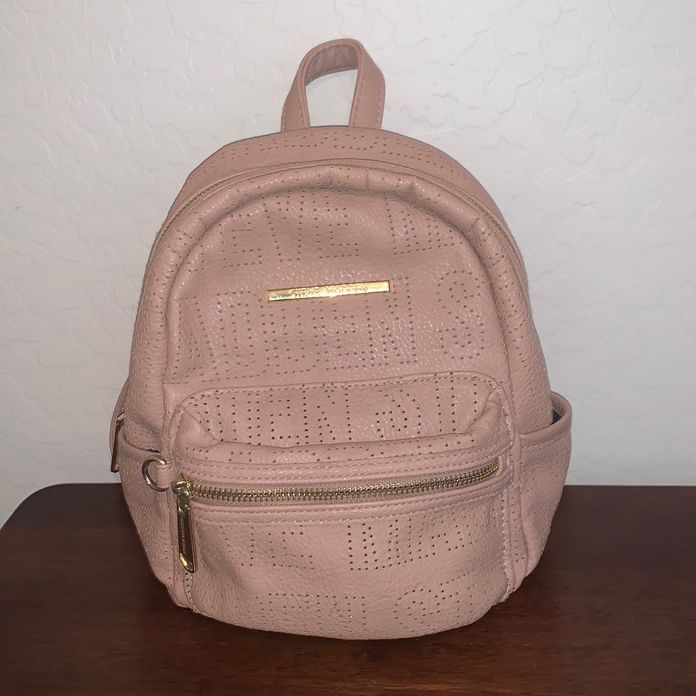 ⭐️❤️HOST PICK❤️⭐️STEVE MADDEN BRAND NEW BACKPACK - Picture 1 of 13